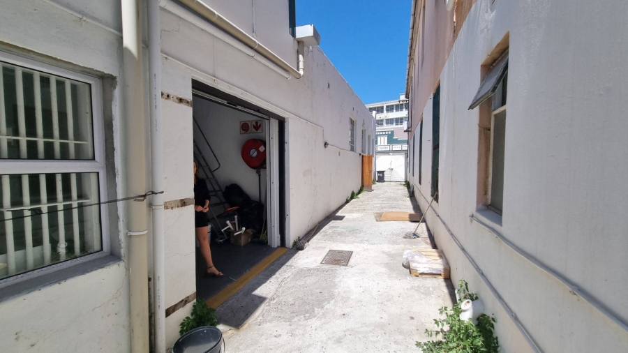 To Let commercial Property for Rent in Woodstock Western Cape